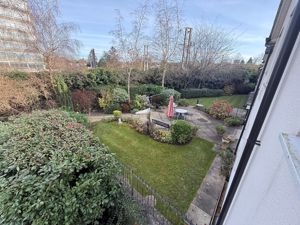 Photo 4- click for photo gallery